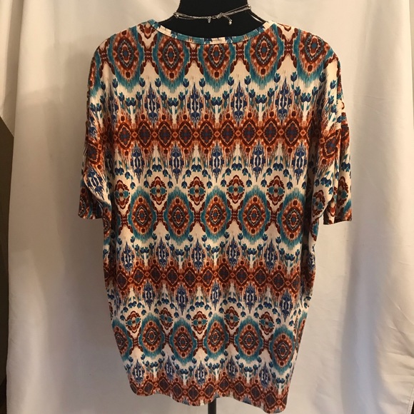 LulaRoe Patterned Top - Picture 2 of 6